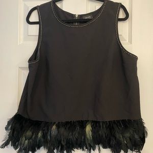 Sleeveless Blouse with feather trim